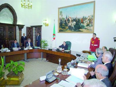 Conseil des ministres du gouvernement algérien le 22 février 2011 (Photo DR)