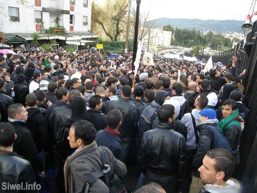 Archives : marche de la Coordination locale des étudiants à Tizi-Ouzou (Ph. A. Djoudi SIWEL)