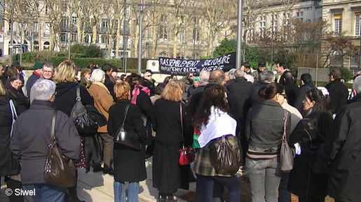Photo prise lors du rassemblement devant la mairie de Rouen ( PH : mld / SIWEL)