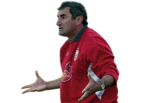 Djamel Menad, entraineur du club de Vgayet. Ph/Le Buteur