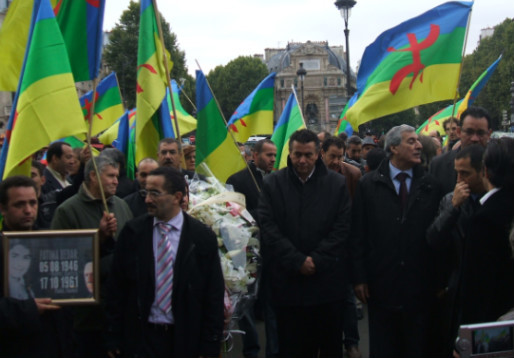 Les Kabyles de France commémorent le massacre du 17 octobre 1961, Paris, le 17/10/2010. (Photo : SIWEL/HouraKabylie)