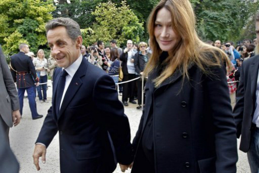 Nicolas Sarkozy et son épouse Carla Bruni-Sarkozy le 17 septembre 2011 à Paris (Photo : AFP/Jacques Brinon)