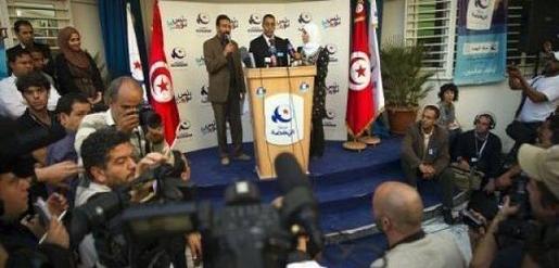 Tunisie : les premiers résultats officiels confirment l'avance d'Ennahda