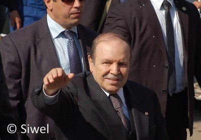 Une des sorties du chef de l'Etat algérien Abdelaziz Bouteflika (Photo Rio)