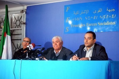 Rachid Hallet, Ali Laskri et Chafaa Bouaiche (PH/FFS)