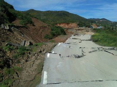 Affaissement de la RN 24 à Tighremt (PHOTO : DR)