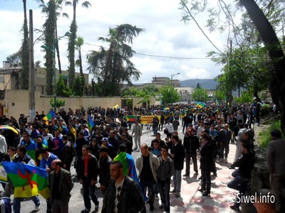Marche du MAK le 20 avril 2012 à Tizi-Ouzou (PH : YSN - SIWEL)