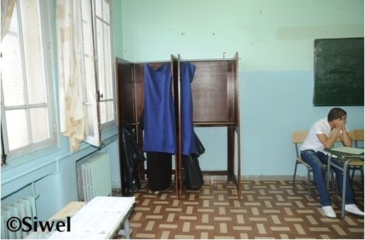 Bureau de vote à Tizi-Ouzou (© K. Zamouche -SIWEL)
