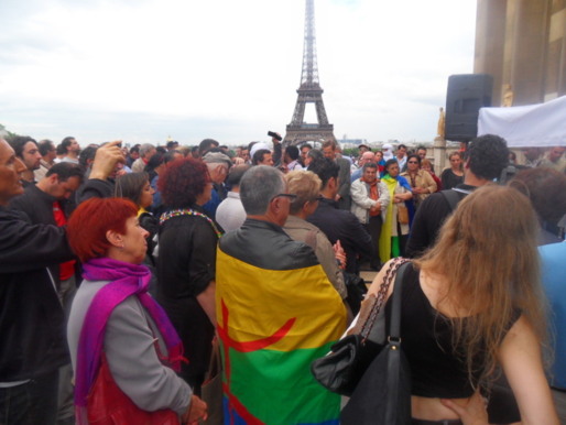 Place Trocadéo, le jour du rassemblement de soutien à l'Azawad et au MNLA