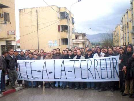 Kabylie, juillet 2010, manifestation contre les kidnappings en perpétuelle augmentation.PH/DR