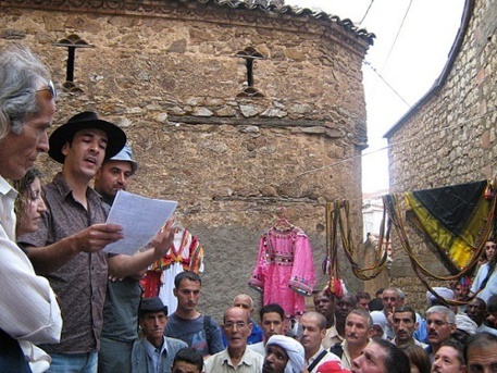 L'auteur et journaliste kabyle Noufel Bouzeboudja dédicacera ses deux livres L'auteur et journaliste kabyle Noufel Bouzeboudja dédicacera ses deux livres