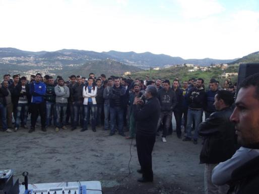 M. Bouaziz Ait Chebib lors d'un meeting en Kabylie. PH/SIWEL