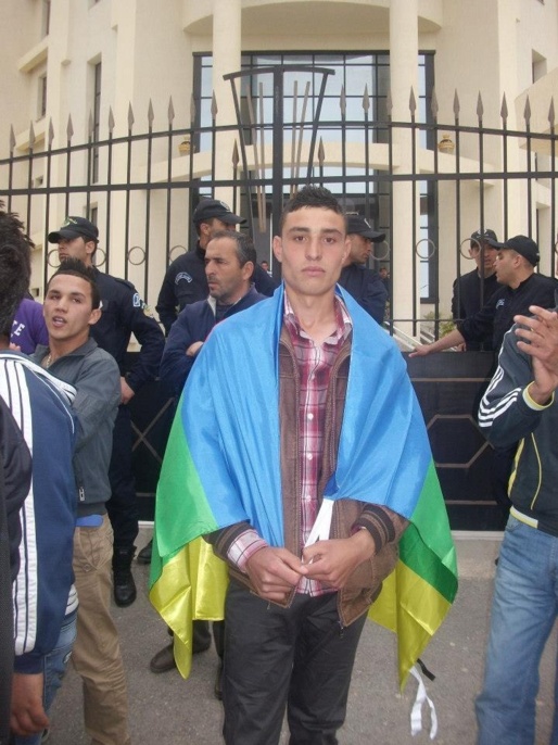 Procès de Hamza Massinissa le 9 mai : Le collectif des jeunes  des At Zellal appelle à un rassemblement
