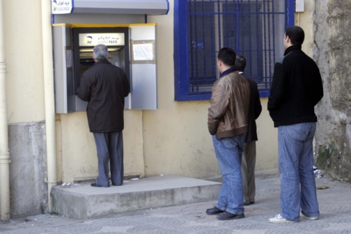 Si vous avez de la chance et que tout fonctionne plus ou moins correctement, il faut aussi avoir la chance que le distributeur dispose encore de billets de banques (PH/DR) Si vous avez de la chance et que tout fonctionne plus ou moins correctement, il faut aussi avoir la chance que le distributeur dispose encore de billets de banques (PH/DR)