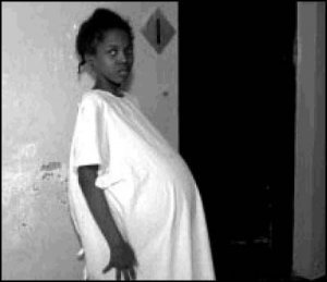 Fillette africaine de 11 ans enceinte de "son mari" (PH/DR)