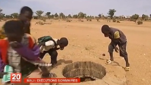 Autour des puits, il faut se boucher le nez pour s'en approcher (PH/ capture d'écran France 2) Autour des puits, il faut se boucher le nez pour s'en approcher (PH/ capture d'écran France 2)