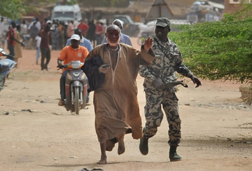 Diabali : le vieil homme et le brave soldat malien(PH/France 24)