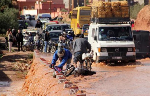 FIKRI EL AZRAK dénonce l'indifférence des "autorités marocaines" face au drame des inondations dans le Sud Amazigh FIKRI EL AZRAK dénonce l'indifférence des "autorités marocaines" face au drame des inondations dans le Sud Amazigh