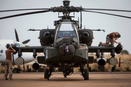 L'ONU montre son vrai visage / les casques bleus néerlandais attaquent les touaregs avec des hélicoptères Apache (PH/DR)