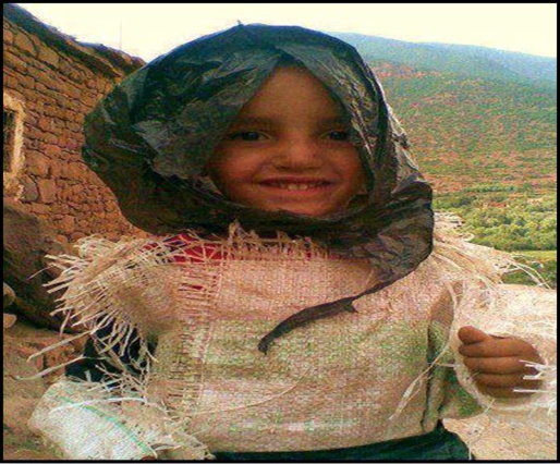 Fillette du village d'Anefgou, totalement abandonné par "son altesse" Mohamed VI ( PH/DR) Fillette du village d'Anefgou, totalement abandonné par "son altesse" Mohamed VI ( PH/DR)