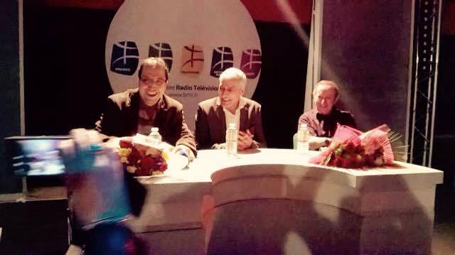 Conférence et vente dédicace du dernier album de Ferhat:  Ambiance festive et retrouvailles du peuple kabyle en marche vers sa liberté