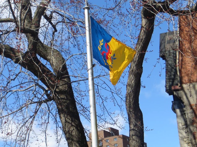 Immense succès de la levée du drapeau kabyle à Montréal Immense succès de la levée du drapeau kabyle à Montréal