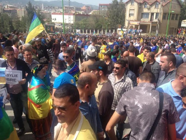 Kabylie / Au moins 100.000 personnes ont répondu à l'appel du MAK (actualisé)