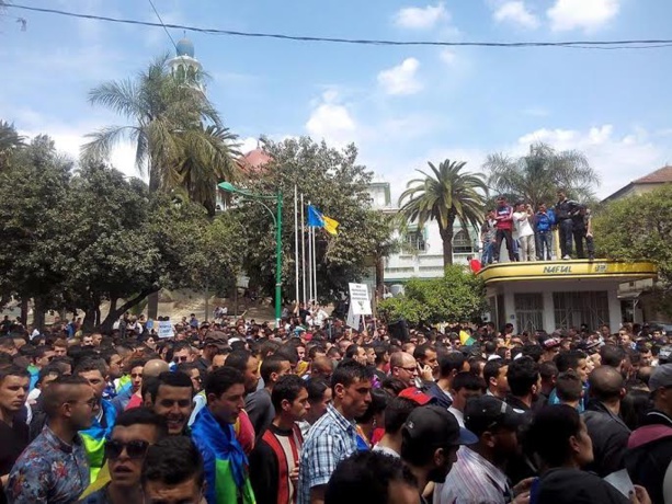 Le MAK et l'autodétermination de la Kabylie plébiscité par le peuple kabyle