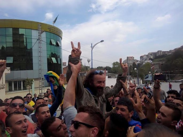 Le MAK et l'autodétermination de la Kabylie plébiscité par le peuple kabyle