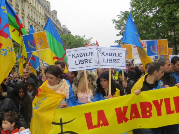 Retour sur le premier mai : les kabyles ont marché sous le slogan « Algérie coloniale, Kabylie indépendante »