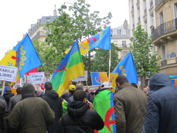 Retour sur le premier mai : les kabyles ont marché sous le slogan « Algérie coloniale, Kabylie indépendante »