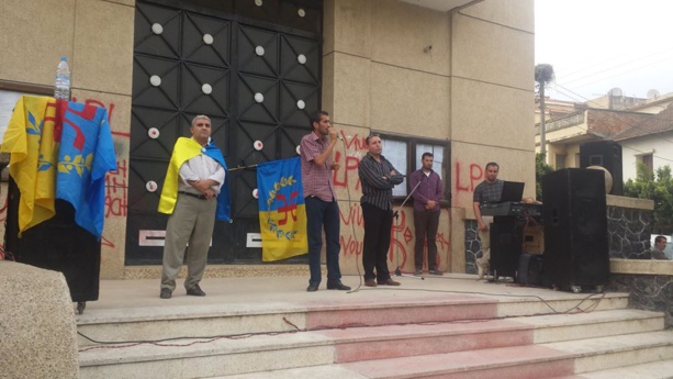 Vgayet / « La liberté de la Kabylie est une dette qui n'accepte pas de rééchelonnement », Meeting du MAK à Leqser  (El Kseur)