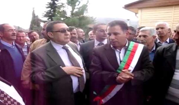 Le  nouveau "Wali" de Tizi Ouzou s'attaque au MAK