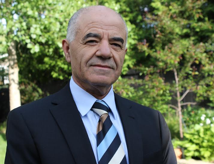 "Nouvelle constitution algérienne : Une petite porte pour Tamazight et de gros verrous pour protéger l’Arabe", une contribution du Dr. Hocine Toulaït  - Expert en politiques linguistiques au Canada