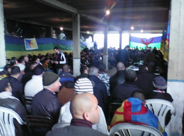 Malgré les barrages, les arrestations et les passages à tabac, le 3è congrès du MAK se déroule comme prévu à At Zellal