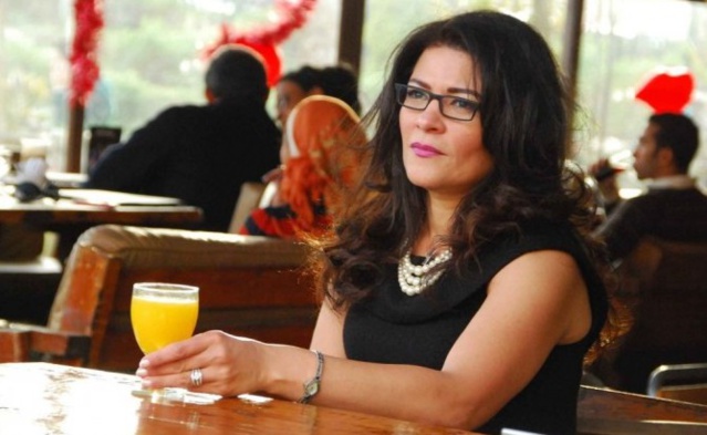 Inculpée pour mépris de l’islam, l’écrivaine égyptienne, Fatima Naout, a été condamnée à 3 ans de prison ferme Inculpée pour mépris de l’islam, l’écrivaine égyptienne, Fatima Naout, a été condamnée à 3 ans de prison ferme