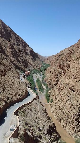 MAK : La Secrétaire nationale aux Relations avec les peuples amazighs rend visite aux Amazighs du Sud-Est marocain