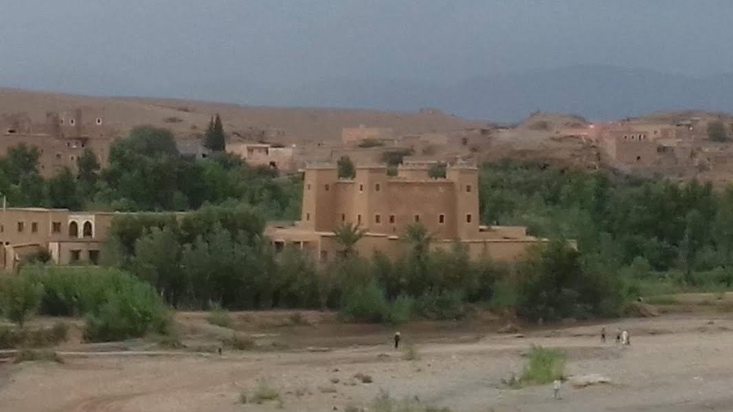 MAK : La Secrétaire nationale aux Relations avec les peuples amazighs rend visite aux Amazighs du Sud-Est marocain