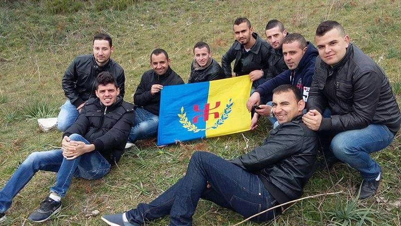 Les souverainistes kabyles Latamen Merabet, en haut à gauche, et Rabah Ilourmane, à sa droite (PH/DR)