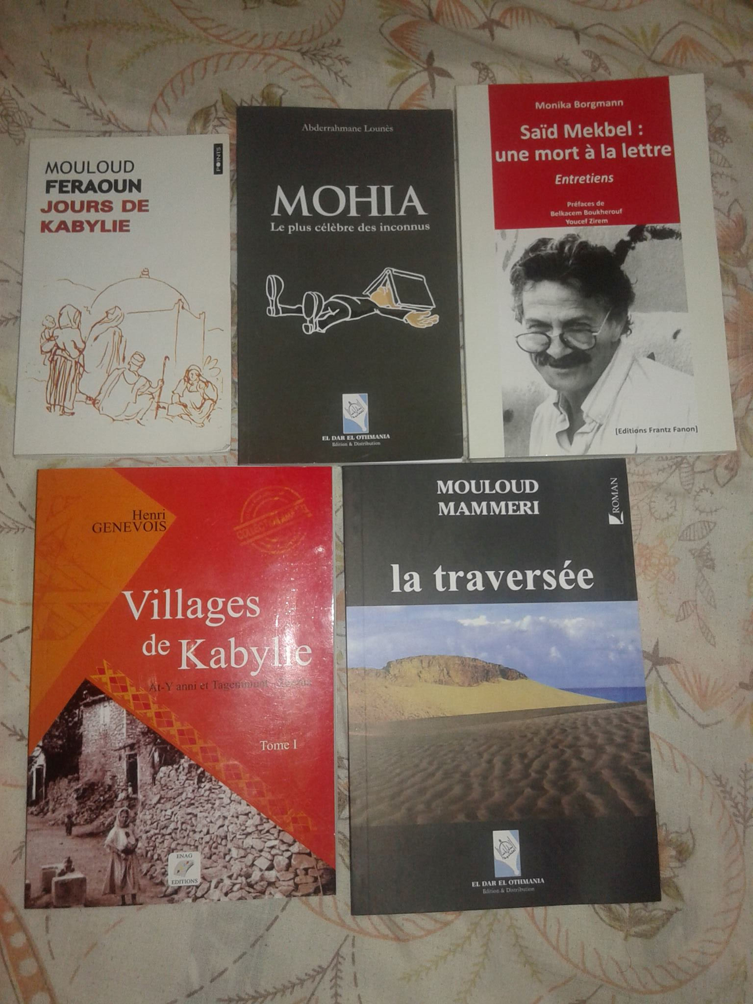 Mise à jour : photo qui montree un exemple des livres transportés