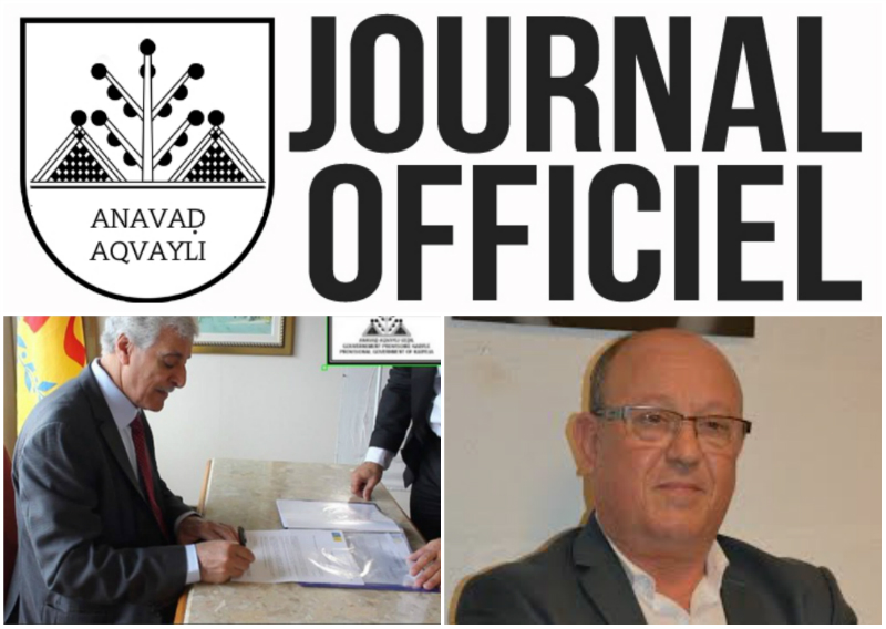 Le président de l'Anavad, Mas Ferhat Mehenni, paraphant les décrets à paraître au Journal officiel de l'Anavad (PH/SIWEL)