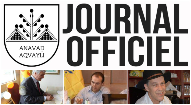 Le président de l'Anavad, Mas Ferhat Mehenni, paraphant les décrets à paraître au Journal officiel de l'Anavad (PH/SIWEL)