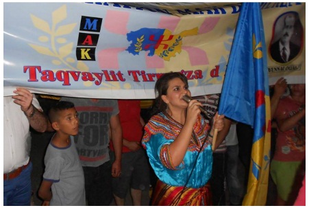 Rachida Ider: "Je suis prête à affronter, mains vides, les forces de la répression algériennes".