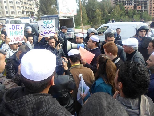 Une prise de parole des nos frères mozabites, improvisée sur place.