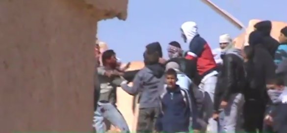 Le Collectif Kabyle de soutien au peuple Mozabite appelle à un rassemblement  le samedi 1er mars 2014 de 10h à 12h  devant le Consulat d'Algérie à Montpellier