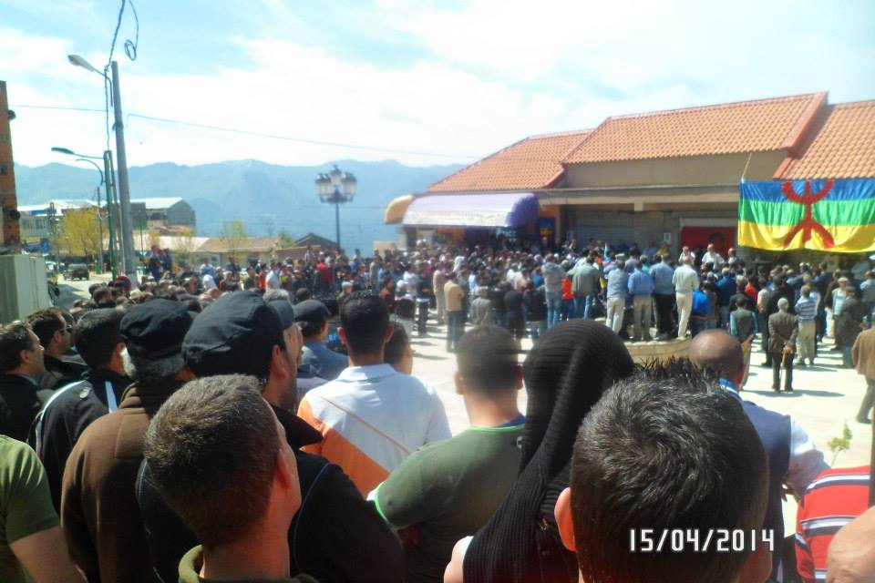 Meeting du MAK à Michelet: "Des délégations chaouie et mozabite seront présentes aux  marches du 20 avril pour consolider la fraternité amazighe".