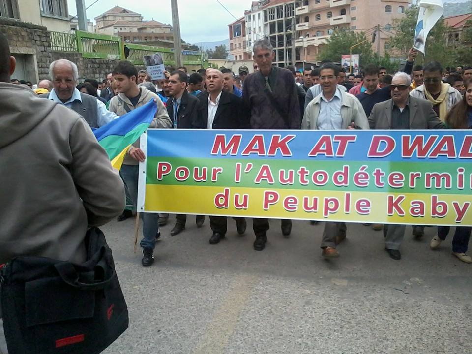 27 Avril : Marche à Tizi-Wezzu et rassemblements à Paris et Ottawa (actualisé minute par minute)