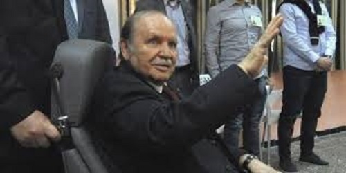 Bouteflika sur la chaise roulante le vote du vote. PH/DR