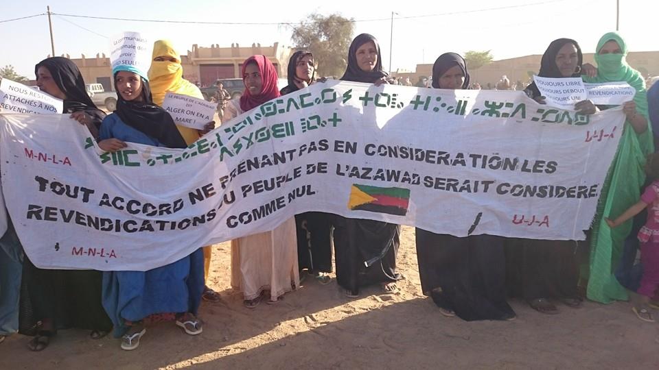 Le peuple de l'Azawad rejette les négociations d'Alger/ " L'Azawad n'appartient ni à la France, ni à L'Algérie"