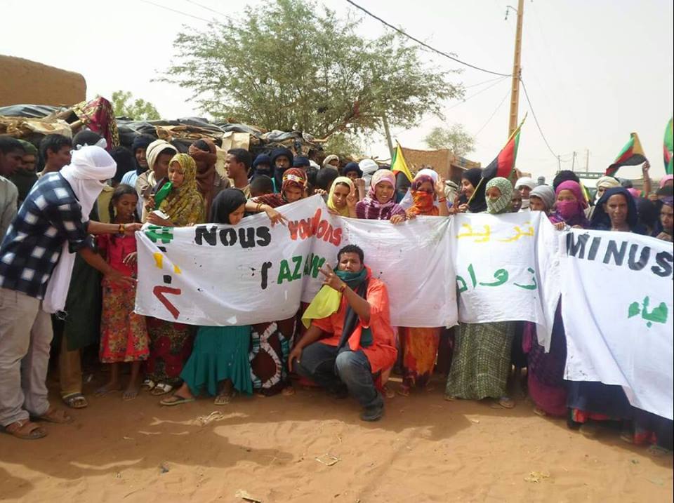 Le peuple de l'Azawad rejette les négociations d'Alger/ " L'Azawad n'appartient ni à la France, ni à L'Algérie"